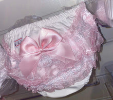 Load image into Gallery viewer, Frilly pants with bows
